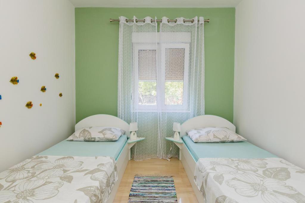Apartman A&B Kastela Exterior photo